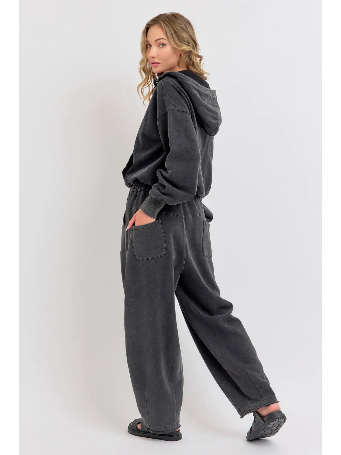 Josie Essential Sweatshirt & Pant SET