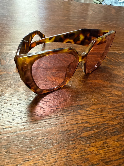 Cayman Cat Eye Rectangular Sunnies