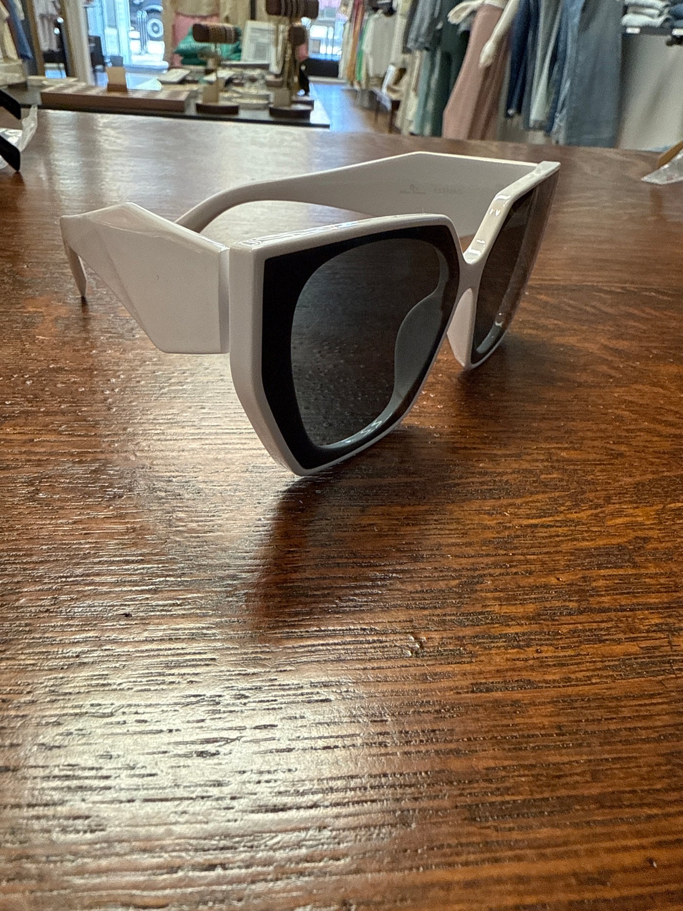 Cayman Cat Eye Rectangular Sunnies